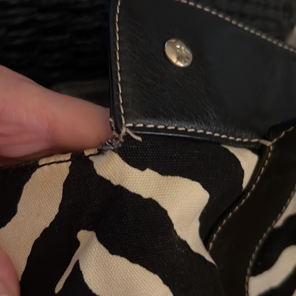 Kate spade zebra purse - Picture 9 of 11